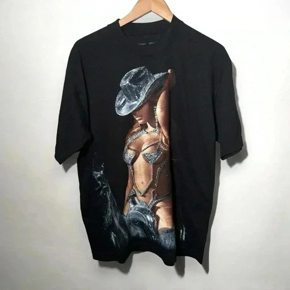 NEW limited edition Beyoncé renaissance tour tee L glitter western - Picture 1 of 5